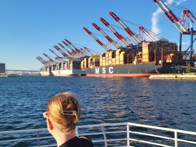 全米最大規模のコンテナ取り扱い港であるロサンゼルス港、ロングビーチ港を見学、視察