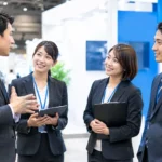 展示会 ブース運営 人員 手配で失敗しない現地チームの組み方と注意点